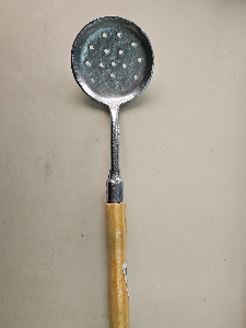 Escumadeira de aluminio